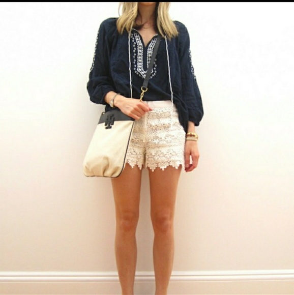 Joe Fresh cream color crochet shorts size 8 EUC - Picture 4 of 5